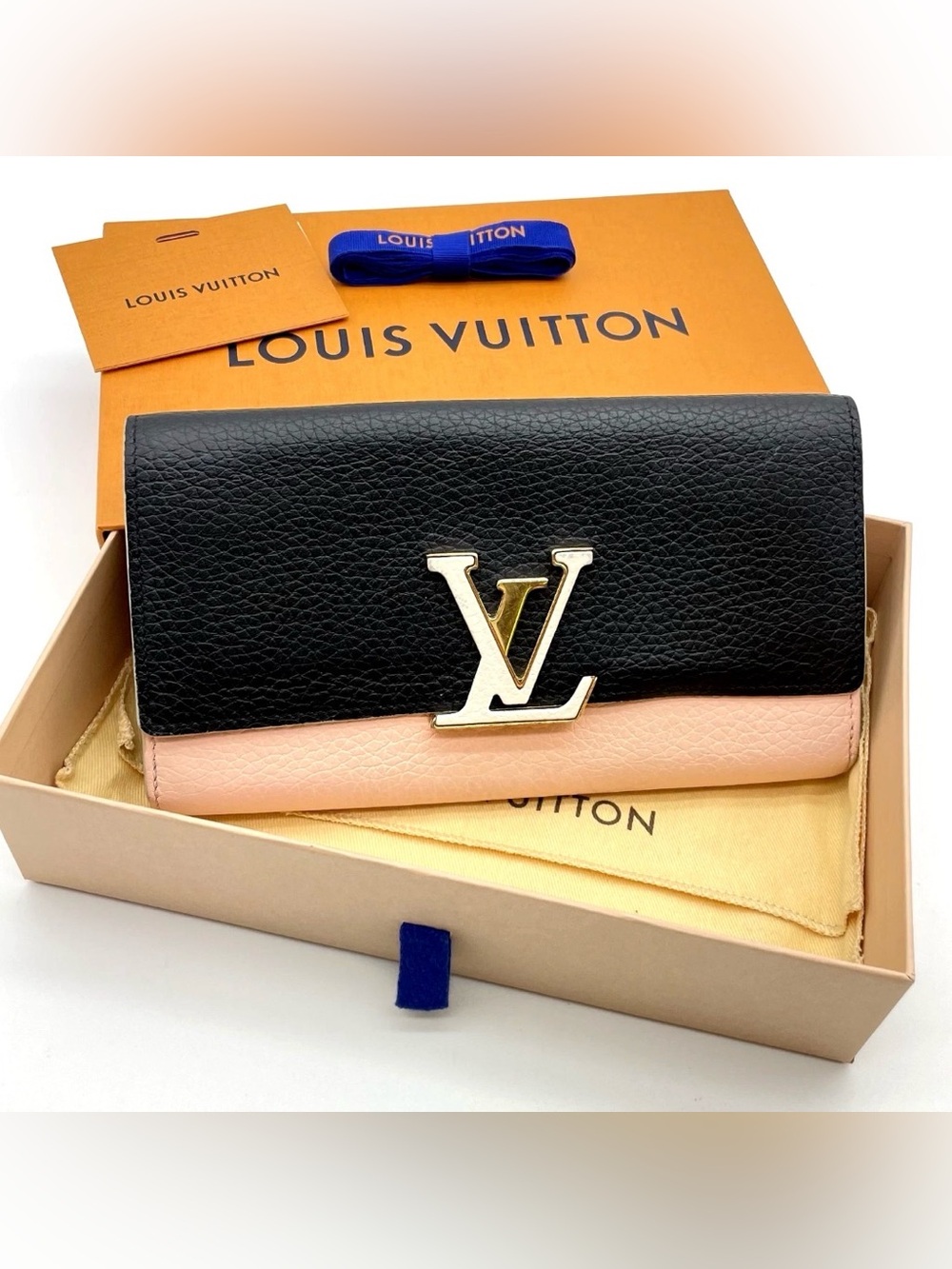 Louis Vuitton Portefeuillo Capucines Wallet